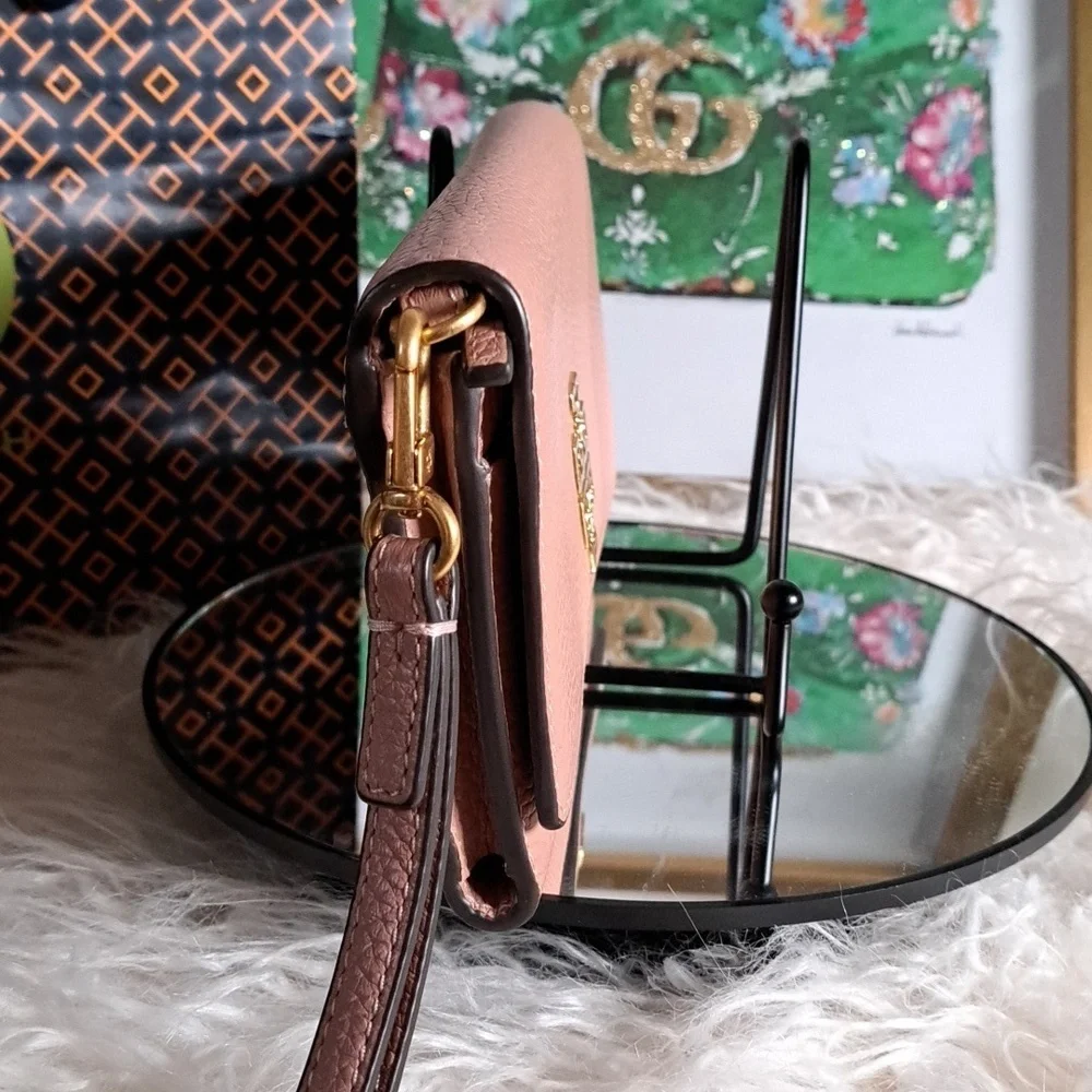 Tory Burch Britten Wallet Wristlet